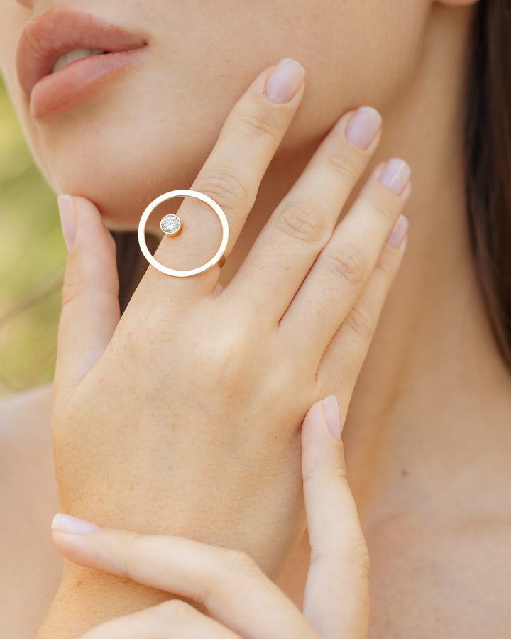 9 Diamond Hoop