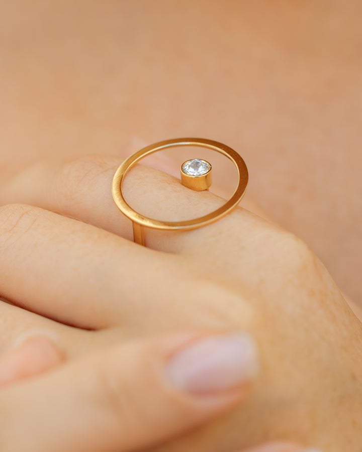 9 Diamond Hoop